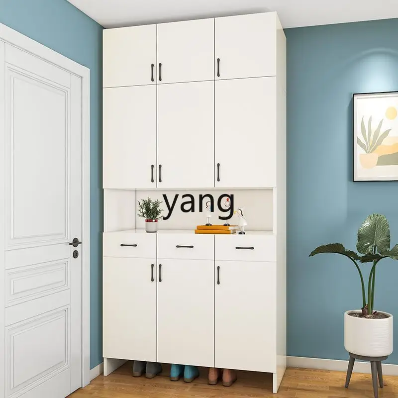 Lzr Entrance Cabine… - image