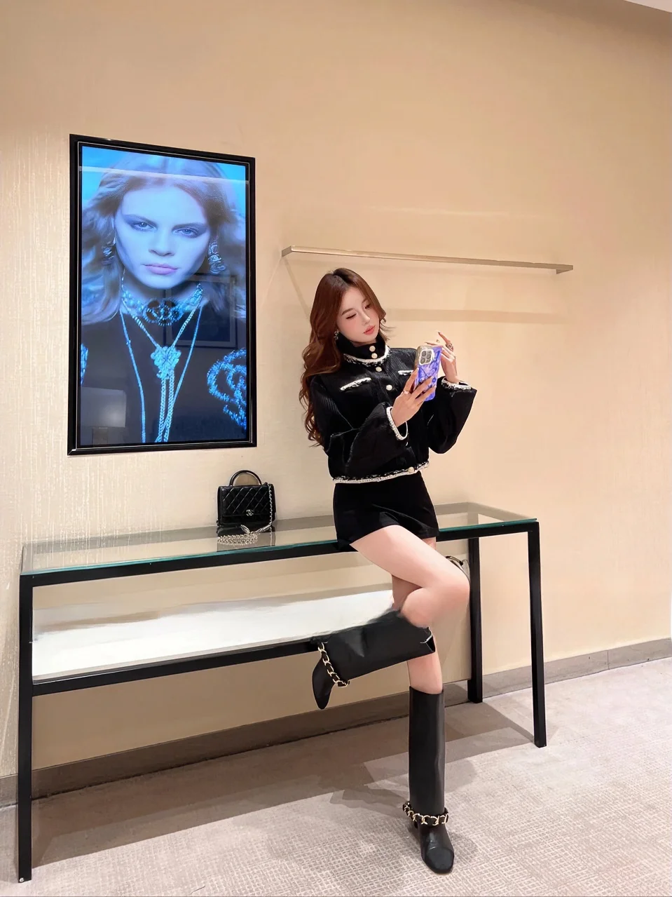 패셔너블한 대비색 코듀로이 숏 코트 루즈 슬림 여성용 럭셔리 스타일 아우터웨어 긴 소매 버튼 클로저