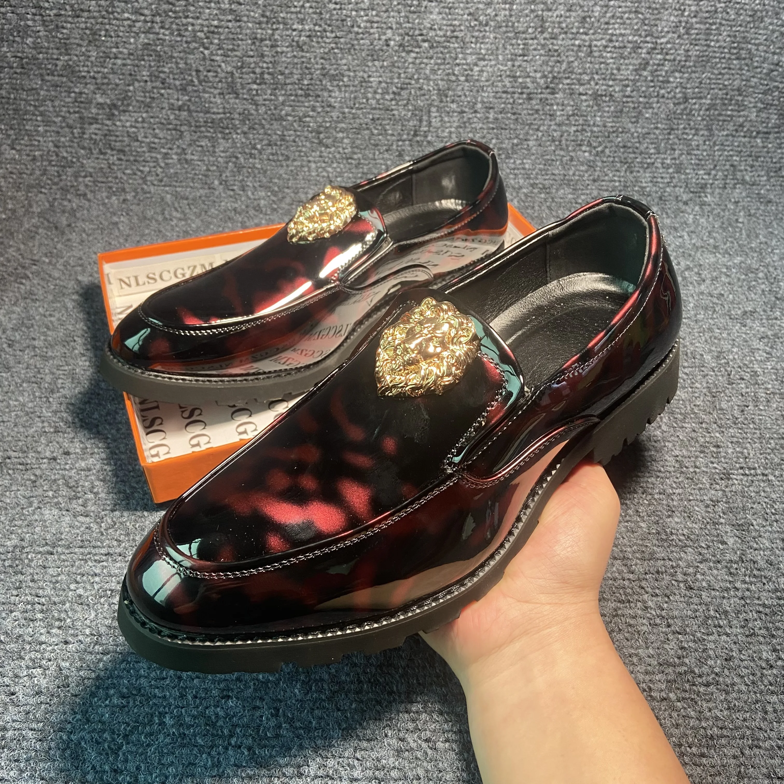 

office formal loafers shoes for man patent leather shoes for man luxury designer brand dress shoes for man scarpe uomo eleganti