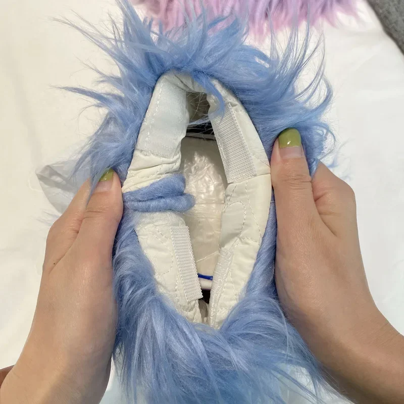 

Cute Long-haired Dog Fluffy Tissue Box Heart Knitting Thread Napkin Holder Tissue Bag Bedroom Kitchen Desktop Storage Napkins