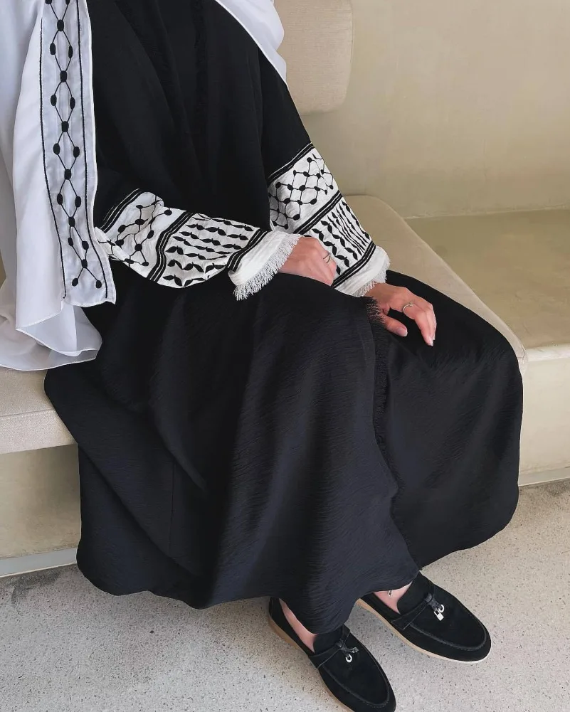 New Soft Crepe Embroidery Palestine Kefiyyeh Abaya Ramadan Tassel Dubai 2024 Abaya Women Muslim Dress Modest Islamic Clothing