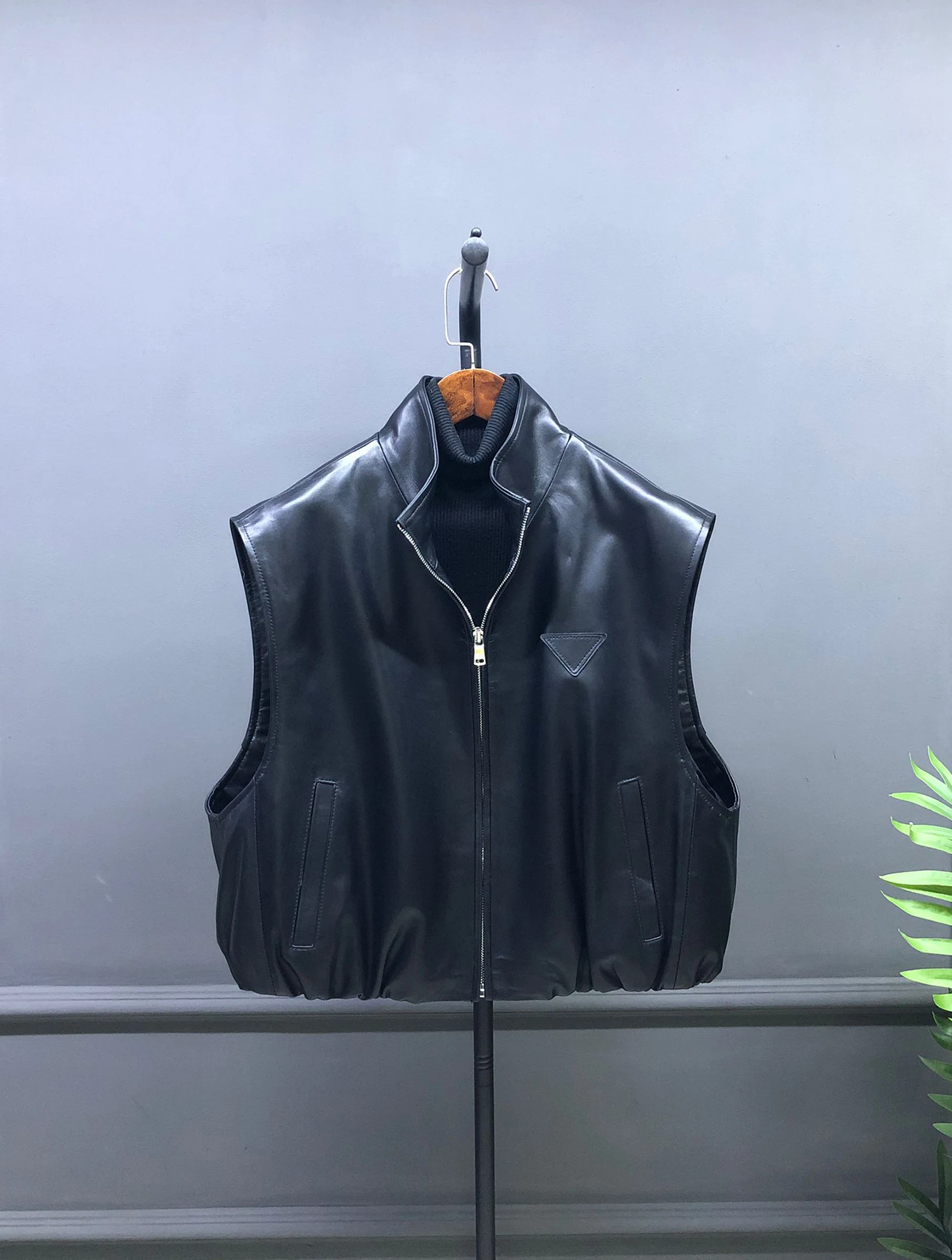 

Женский кожаный жилет свободного кроя из овчины, модная приталенная куртка из натуральной вощеной коровьей кожи, женская одежда