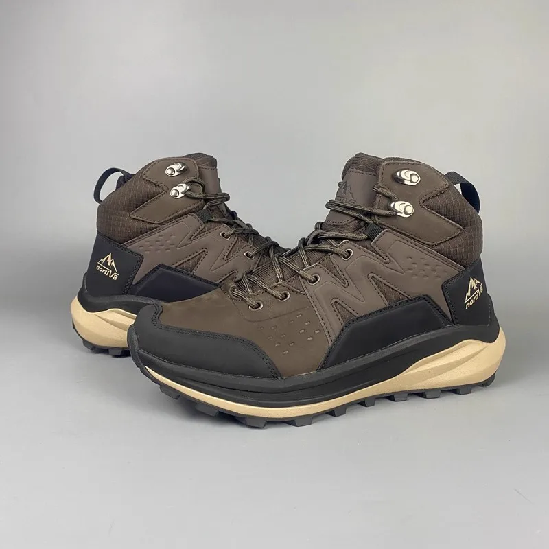 Nowe męskie i damskie oddychające profesjonalne buty trekkingowe anty-otarciowe wysokiej jakości buty do wspinaczki górskiej buty turystyczne bardzo dobre