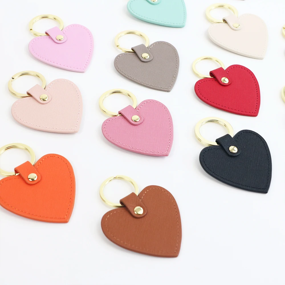 Customized Name Ins-Style Heart-Shaped PU Leather Multi-Color Simple Gift for Couples, Ladies, Bags, Car Keychains, Pendants
