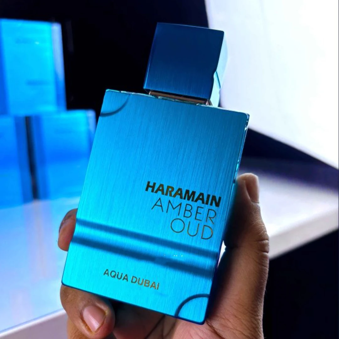 Al Haramain Amber Oud Aqua Dubai Extrait De Parfum (60ml / 2.0 fl oz) – Juicy Melon, Pineapple, Bergamot & Amber – Unisex Luxury Fragrance