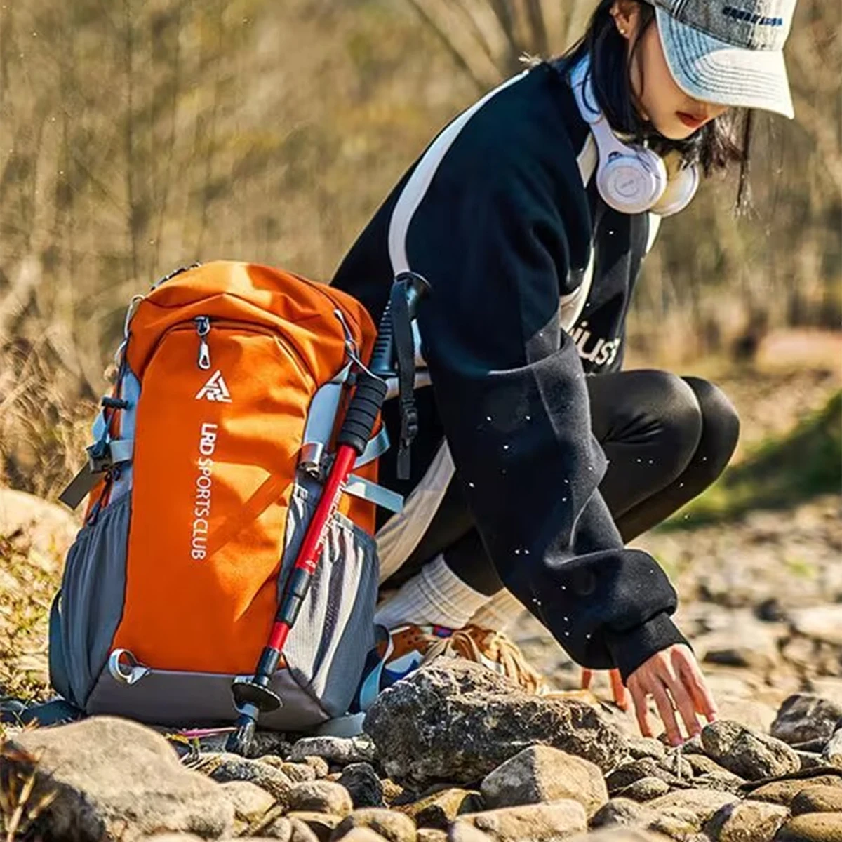 

Lightweight Hydration Cycling Backpack Outdoor Sport Hiking Camping Climbing Mountaineering Rucksack Travel Hydro Water Daypack