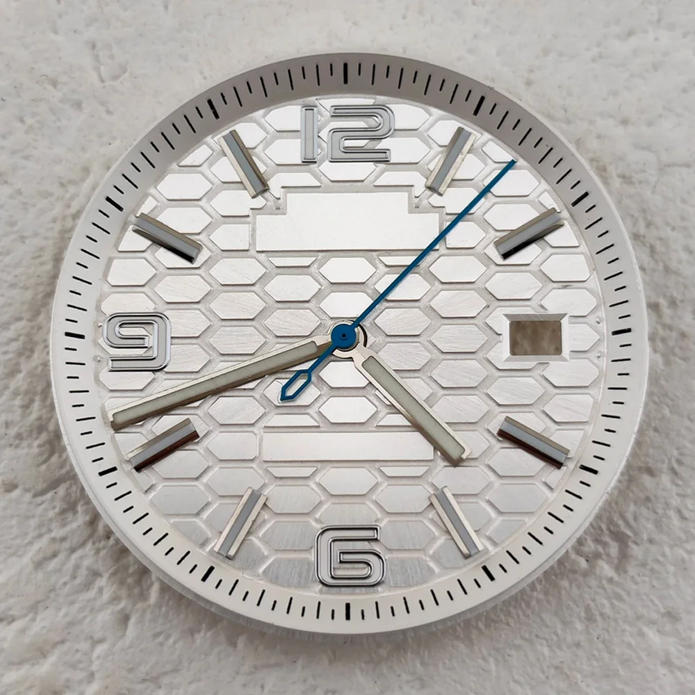 NH35 الطلب 33.8 مللي متر لا شعار العسل عزر ساعة الطلب صالح 39.5 مللي متر حالة المحار لاند ساكن NH35 الحركة التلقائية الأيدي وزارة الدفاع أجزاء