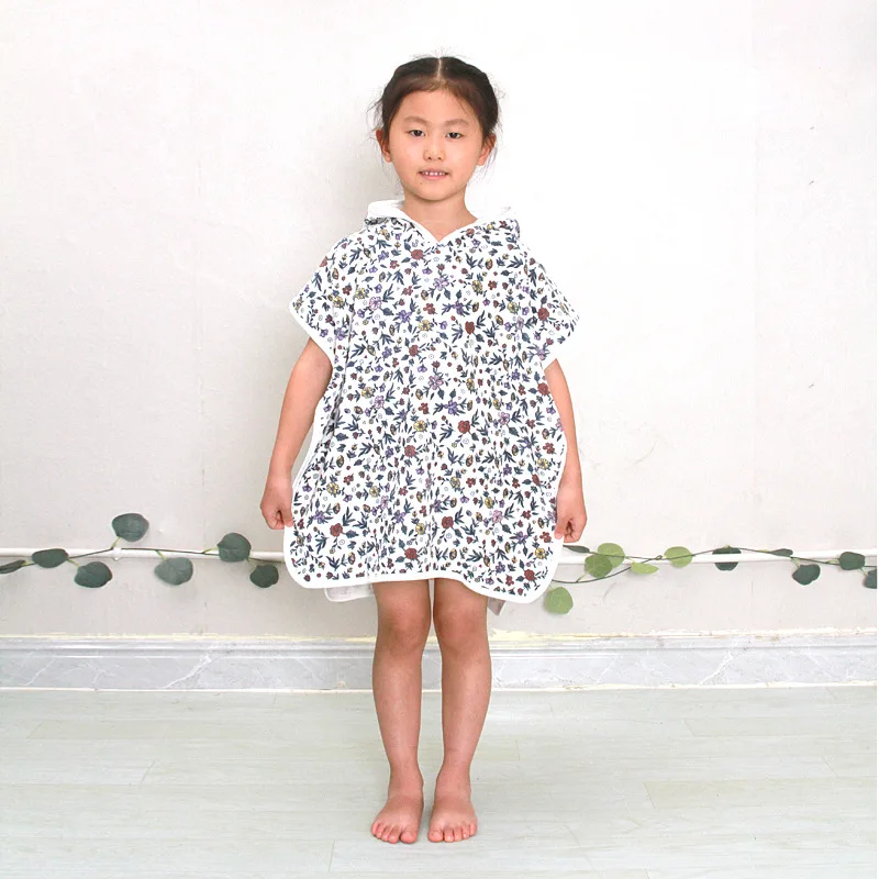 Albornoz con capucha y estampado a rayas para niños, albornoz suave para el hogar para niñas y niños, Toalla de baño absorbente para niños, albornoz de natación agradable para la piel