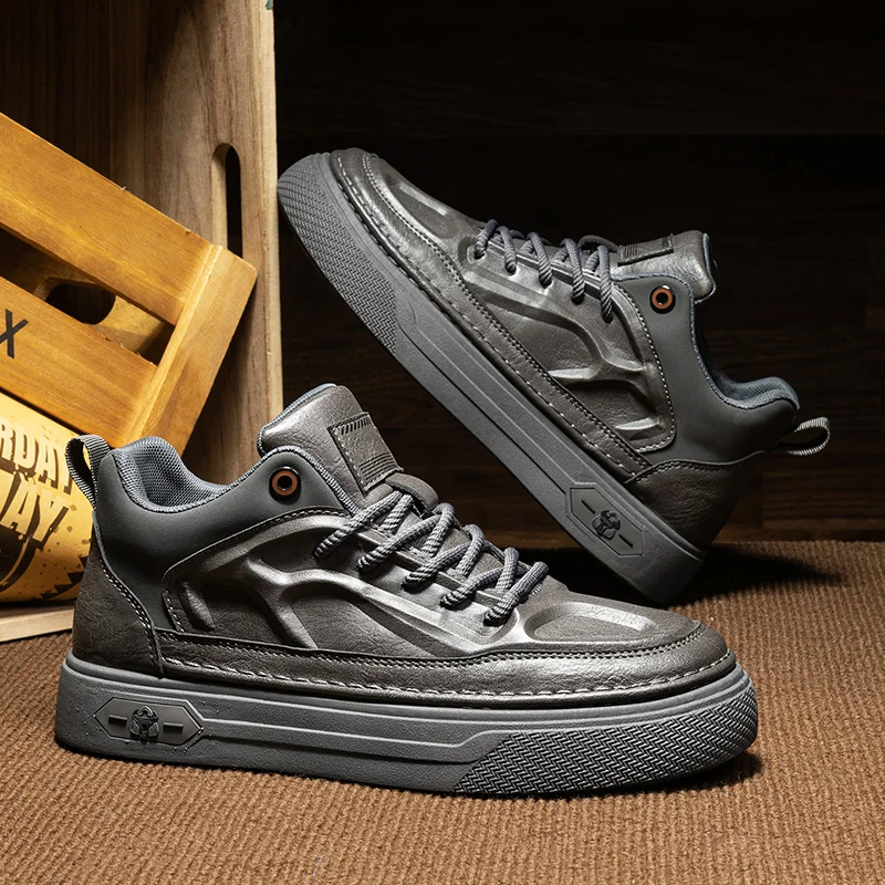 

Outdoor Fashion Wear-resistant Running Shoes Motorcycle Boots Men's Leather Boots Versatile High Top Casual Sports Shoes Trainer