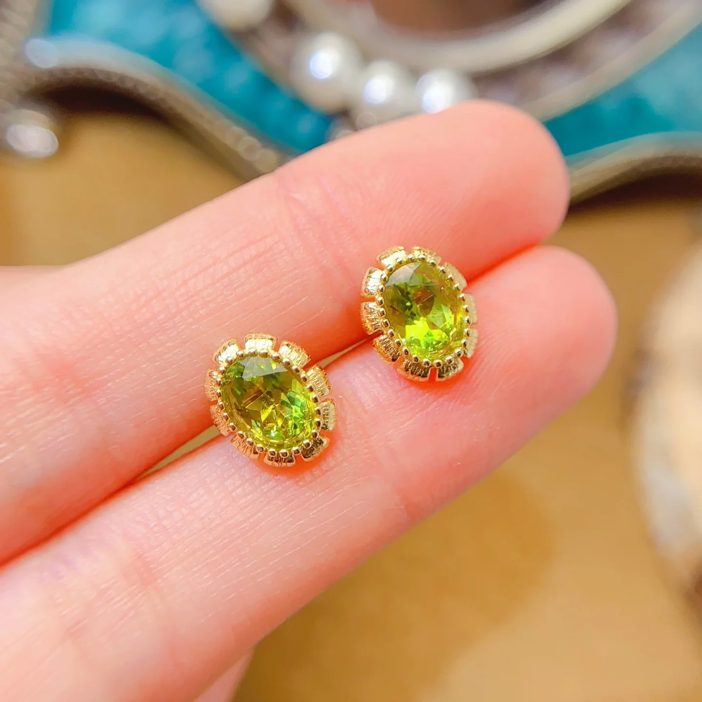 

New 925 silver peridots 5x7mm earrings high-level easy-matching fashion light luxury women vintage exquisite