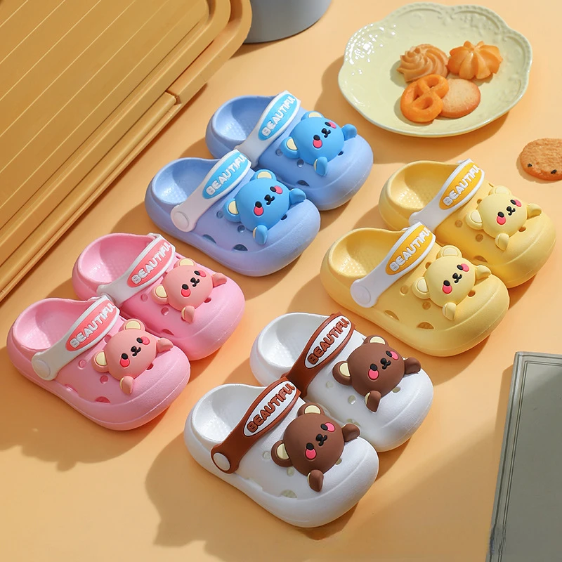 Children Cave Hole Slippers Summer Cute Cartoon Bear Kids Boys Girls Sandals Soft Sole Anti Slip Beach Shoe Baby Mules Clogs 슬리퍼