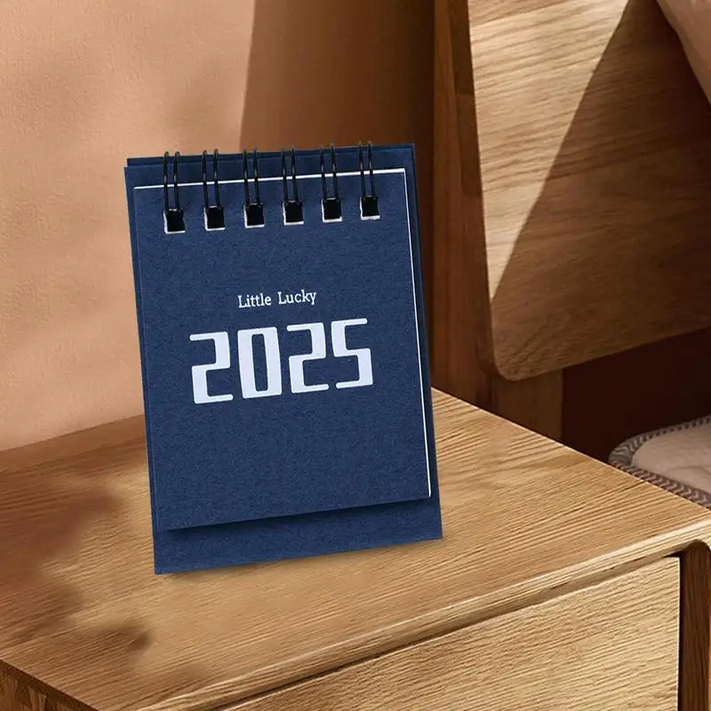 Calendario da tavolo 2024-2025 Piccolo calendario da tavolo mensile da agosto. 2024 al dicembre 2025 Calendari da tavolo per l'anno accademico ribaltabile