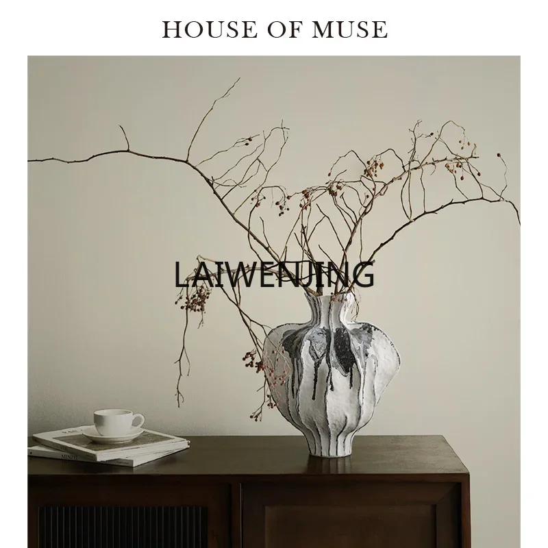 مزهرية LYN Oriental Paris/ "Liu Mo Ban Qing" مصنوعة يدويًا من السيراميك مزهرية فنية لتزيين الزهور العتيقة