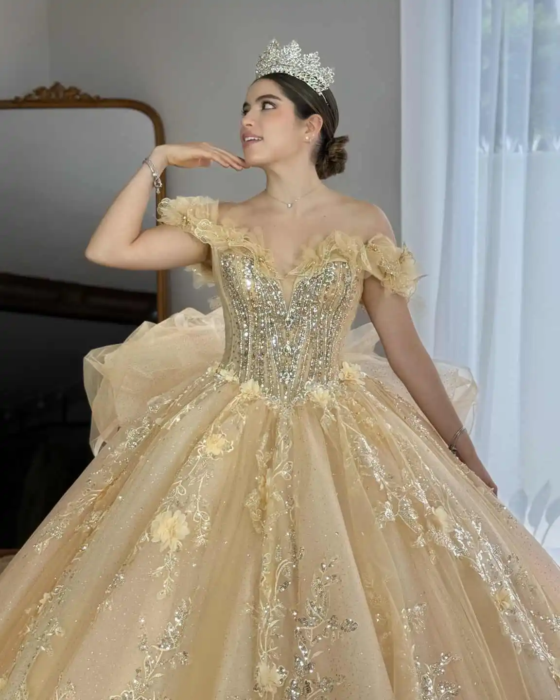 Yellow Stunning Ball Gown Wedding Dress Lace Strapless Bridal Gowns Floor-Length Plus Size Vestidos De Novia Colour Customized