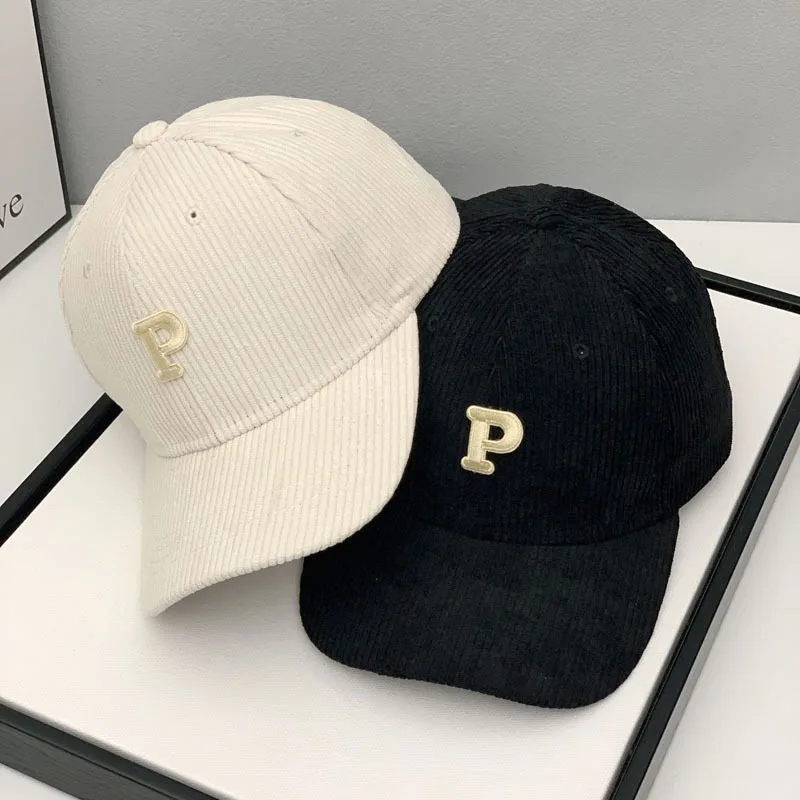 Warme Cord-Baseballkappe für Herbst und Winter mit Buchstabenaufklebern, vielseitige Entenschnabelkappe für lässige Sonnenschutz