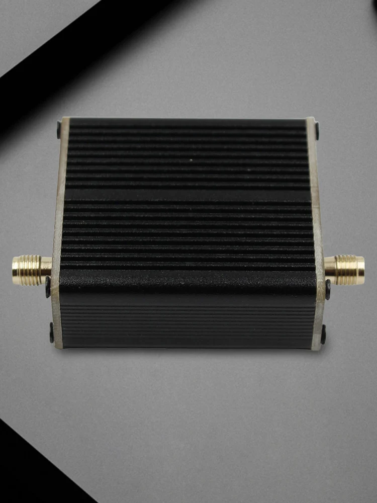 10k-6GHz Full Band Low Noise Amplifier พร้อมขั้วต่อ SMA หญิง Low Noise Gain Block Amplifier RF เครื่องขยายเสียงโมดูลสำหรับ RF & SDR