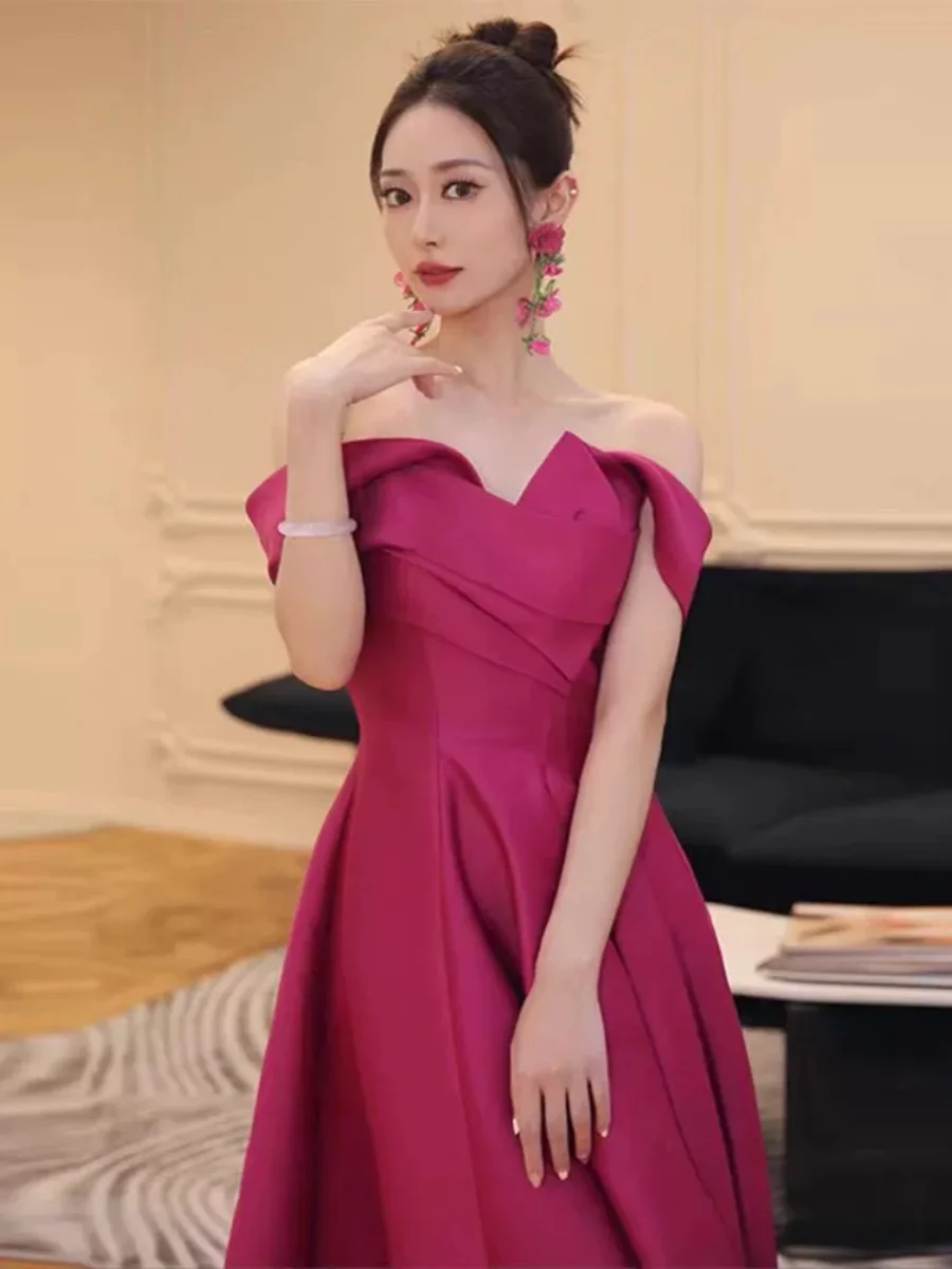 Abiti da sposa in raso con linea A Abiti da donna sexy con spalle scoperte Fromal Abiti da ballo per feste Abiti da sera personalizzati con spacco laterale a cuore