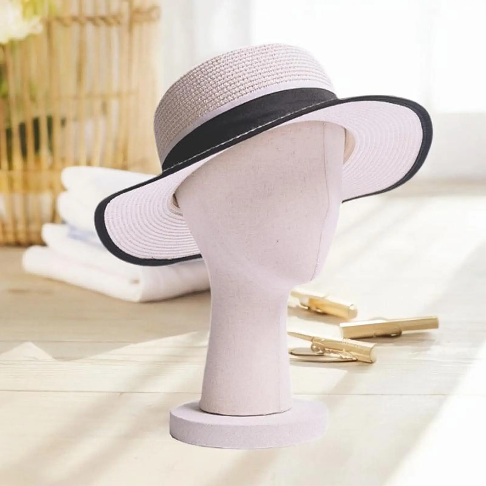 

Wig Hat Display Stand Holder Mannequin Head Model Hair Mannequin Freestanding for Salon Jewellery Scarves Glasses Headdress