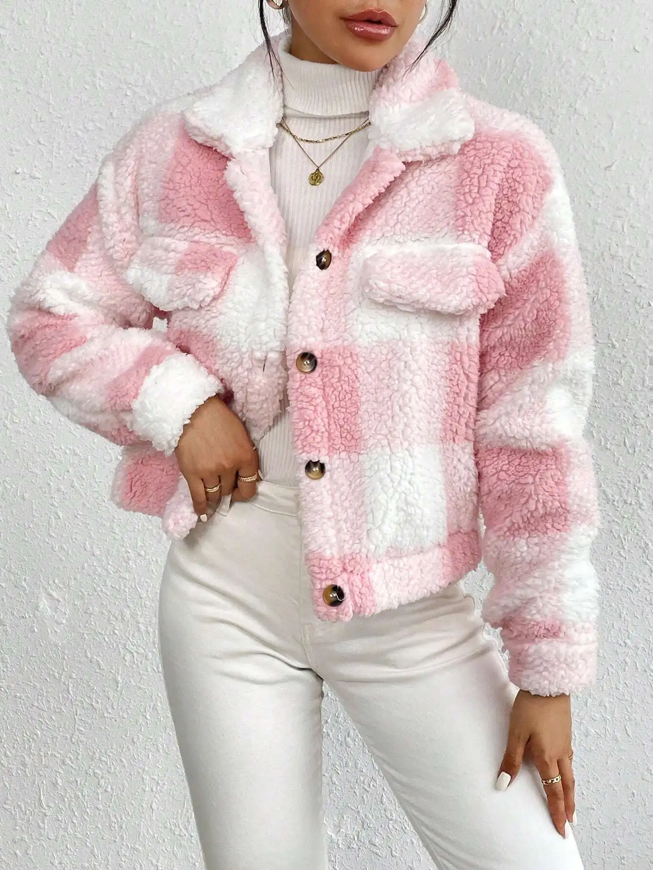 Różowo-biała kurtka z imitacji futra w kratę dla kobiet, ciepły krótki płaszczyk z kieszeniami z przodu i guzikami, styl jesienno-zimowy