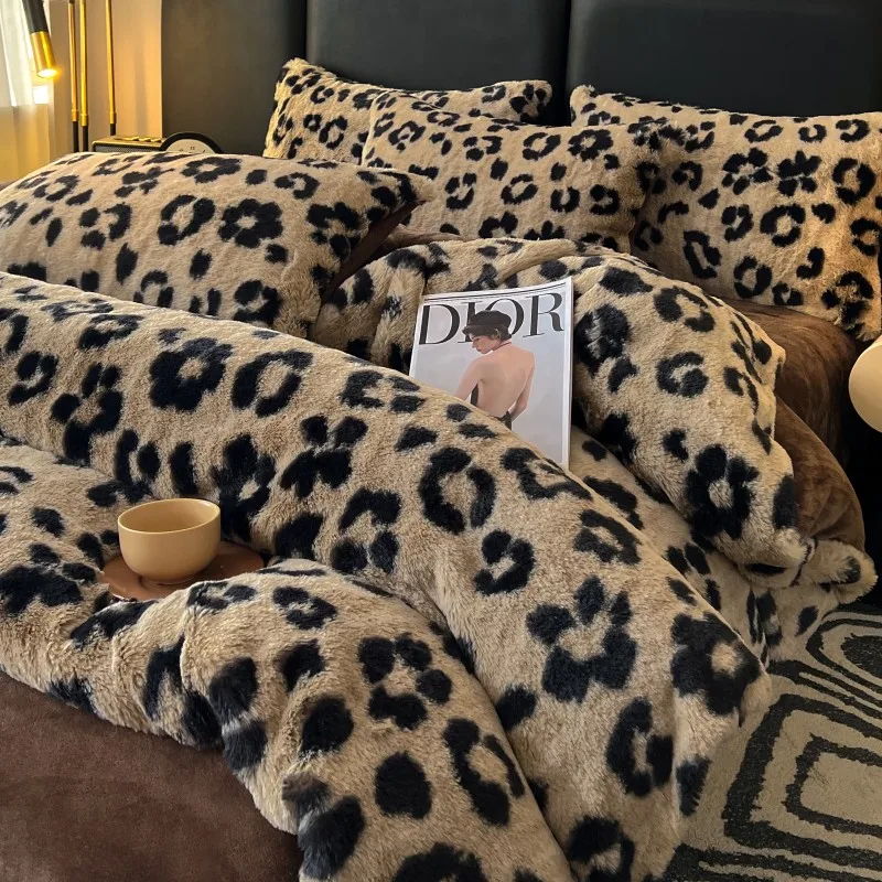 

Coralline Velvet Winter Bedding Set Flannel Fce Milk Velvet Bed eet Duvet Cover Dormi Tee Piece Set Thi Warmth
