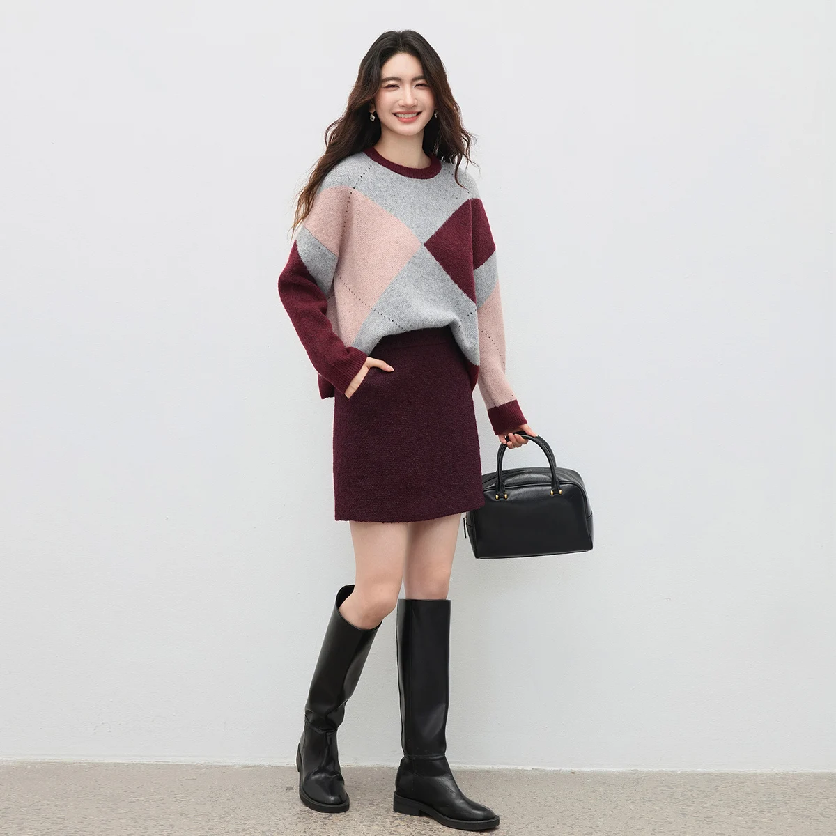 SENTUBILA Women Wool Blend Sweater Color Block Raglan Sleeve Loose Slim Elegant Knit Jumper Warm Knit Top 2026 Winter W54ED3765