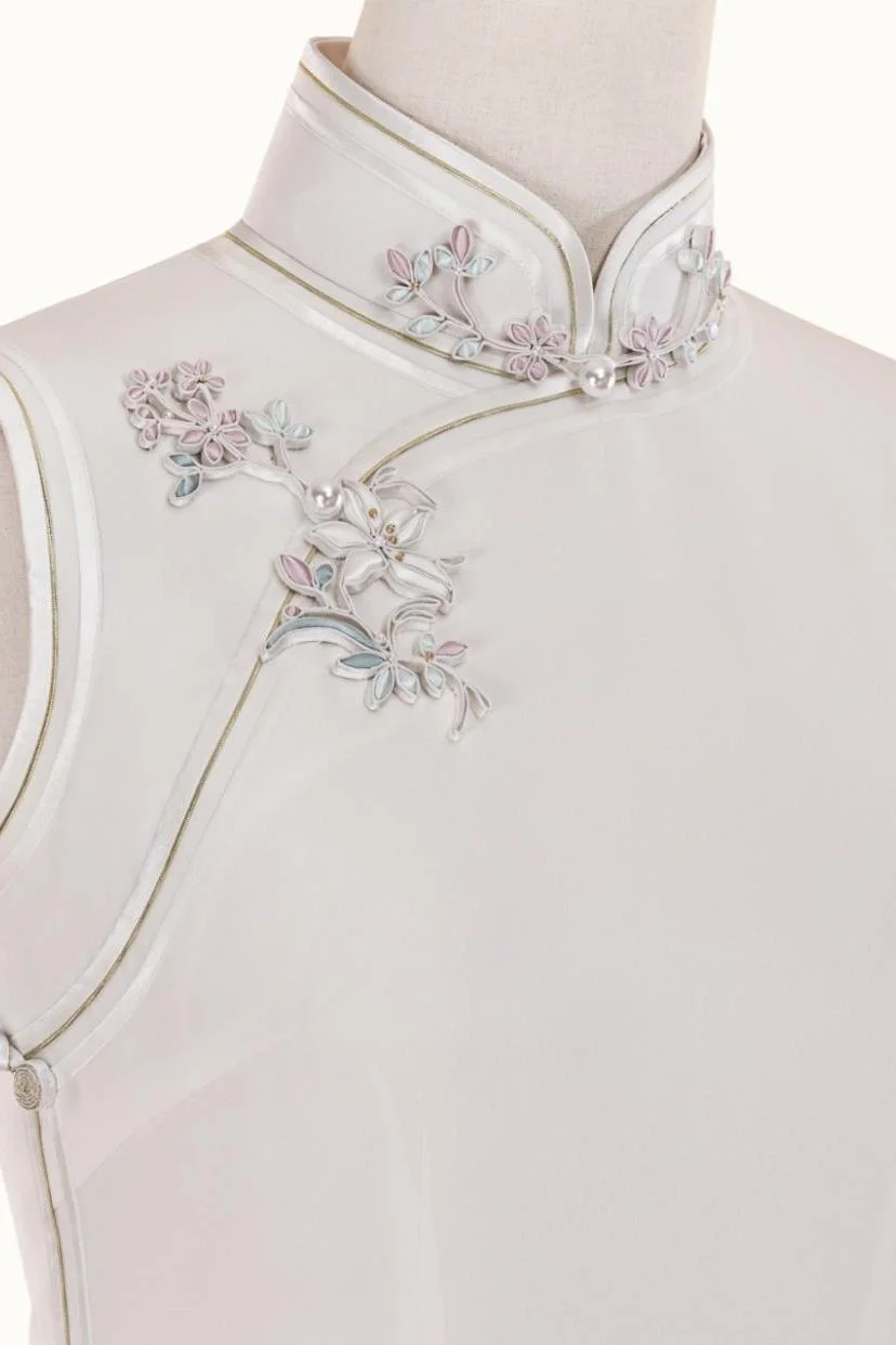 High-end Elegant White Sleeveless Floral Patterns Cheongsam Chinese Traditional Clothing Qipao Dress Formal Evening Dress