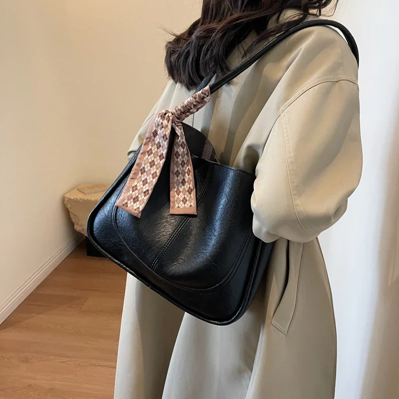PU Zipper Tote Bags Ladies Bags on Sale 2024 High Quality Autumn Solid Wallet New Fashion High Capacity Casual Handbag
