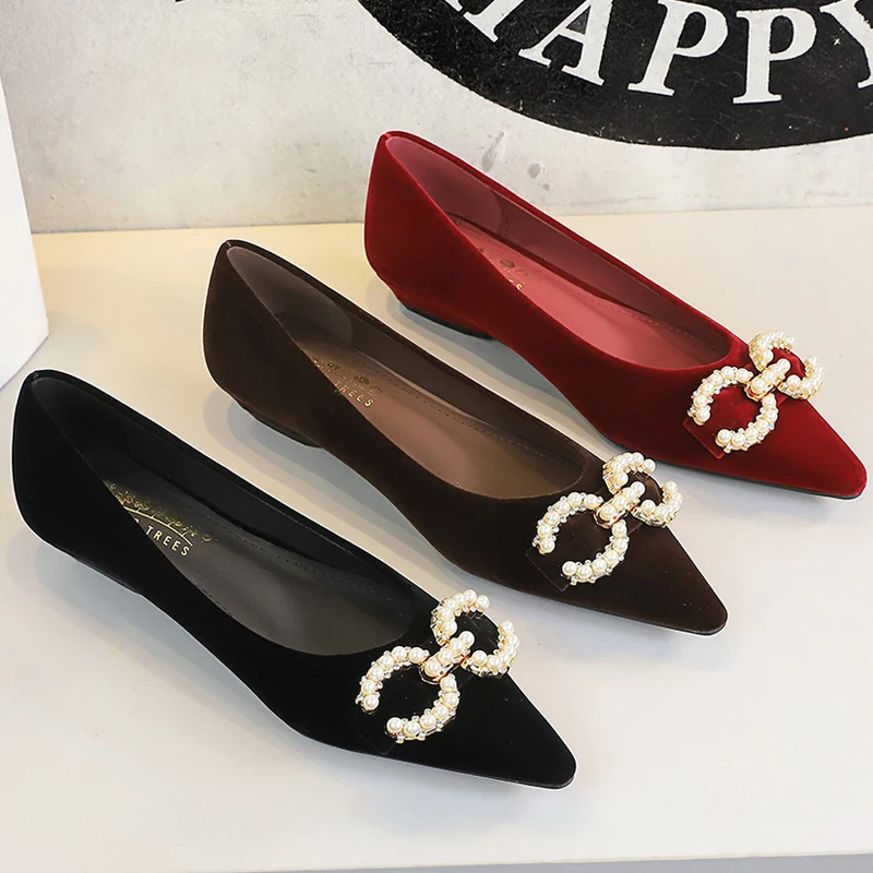 

Туфли BIGTREE. Роскошные женские туфли на низком каблуке. Женские туфли на танкетке с металлической жемчужной пряжкой. Замшевые женские туфли. Женские туфли-лодочки.