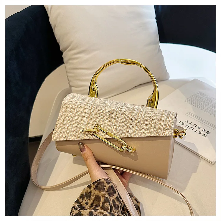 

‌2025 Women's Lock Box Bag - Small Square Crossbody/Shoulder/Handheld, Premium Leather, Multi-Way Wear, Perfect for Fall/Winter‌