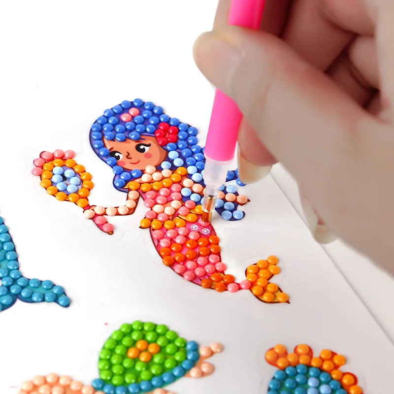 Dipinti di diamanti fatti a mano per bambini Dot Diamond Paintings Cartoon Diamond Stickers dipinti decorativi fai da te artigianato per bambini