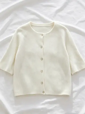 Women's plus size solid color seven quarter sleeved button knit cardigan, suitable for spring and summer fashion styles