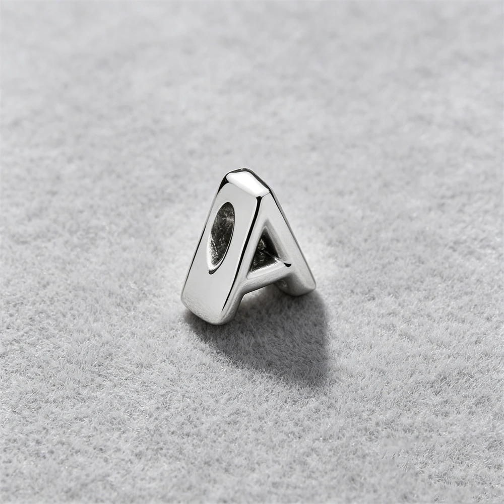 26 Letter Pendant Bead 925 Silver Gold-Plated Initial Letter Spacing Bead Suitable for DIY Custom Bracelet Personalized Jewelry