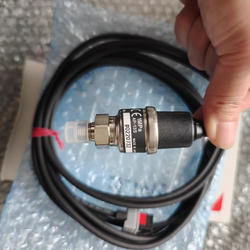 العلامة التجارية الجديدة الأصلية أصيلة AP-13S مستشعر الارتفاع الكهروضوئي