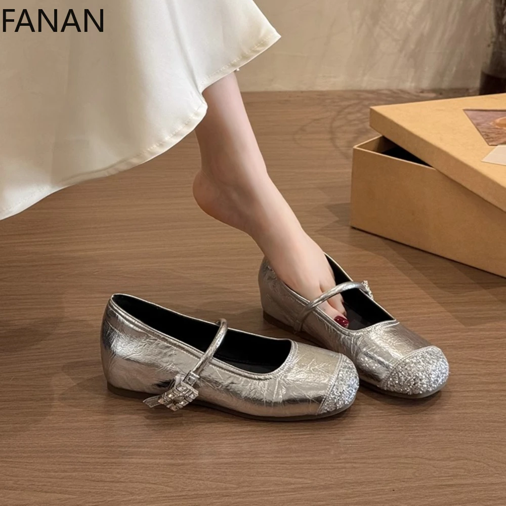 

Французские внутренние туфли на плоской подошве, серебряные туфли со стразами, легкие туфли, женские туфли-лодочки, новинка 2025, маленькие кожаные туфли Мэри Джейн