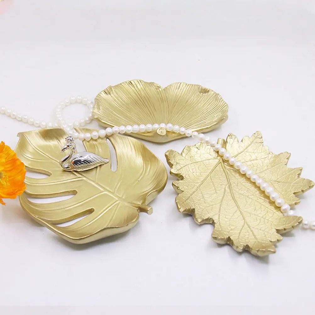 

1Pcs Golden Leaf Jewelry Tray Creative Ginkgo Shape Desktop Storage Holder Resin Jewelry Organizer Trinket Display Case