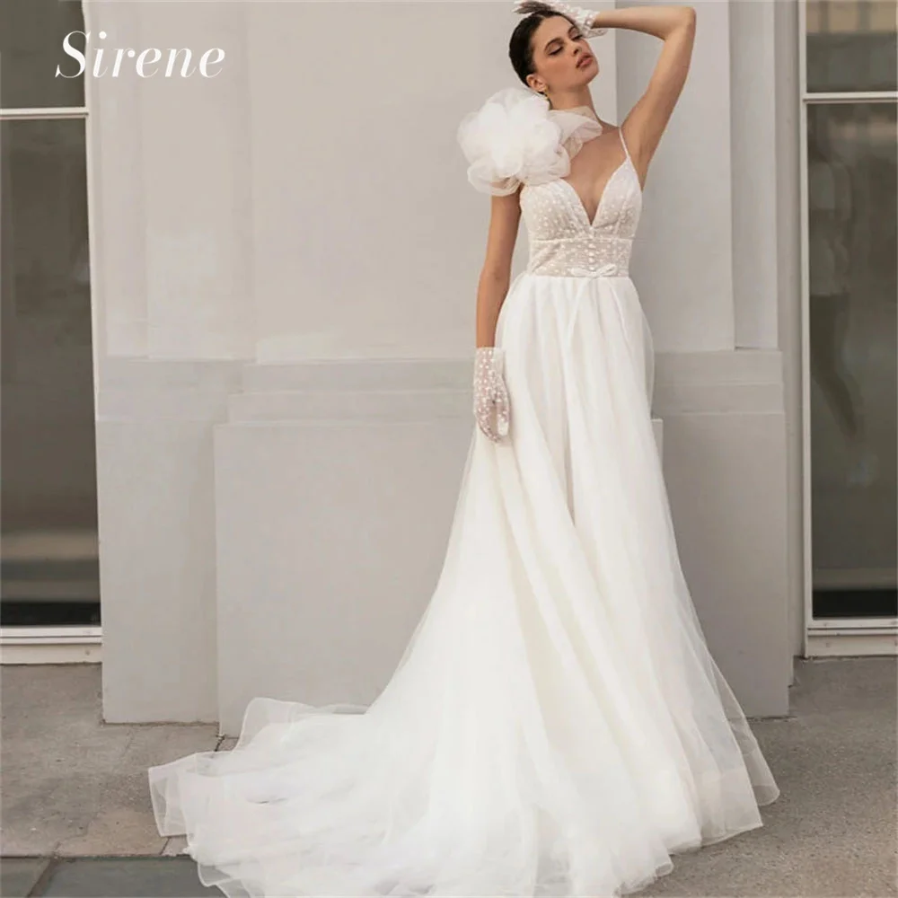 Sirene Elegant Wave point 3D Flower Tulle Wedding Dress Illusion V-Neck A-Line Spaghetti Button Open Back With Bow Bridal Gowns