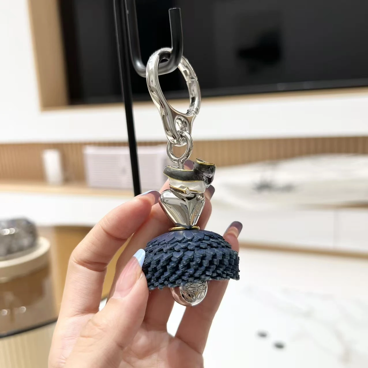 

Creative DIY Flower Keyring for Women Handbag Ornaments Charms Car Key Holder Accessories Gifts