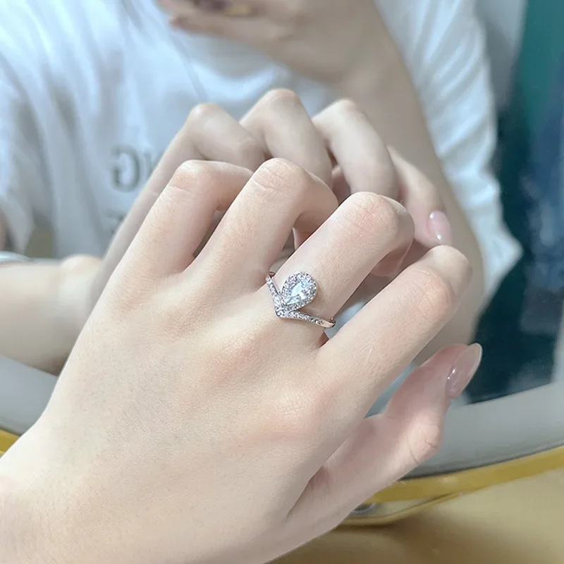 MDL مويسانيتي 1 نمط أتمنى البوب نمط هونج كونج نمط تاج تقليد مويسان تألق الأميرة الوردي الدائري