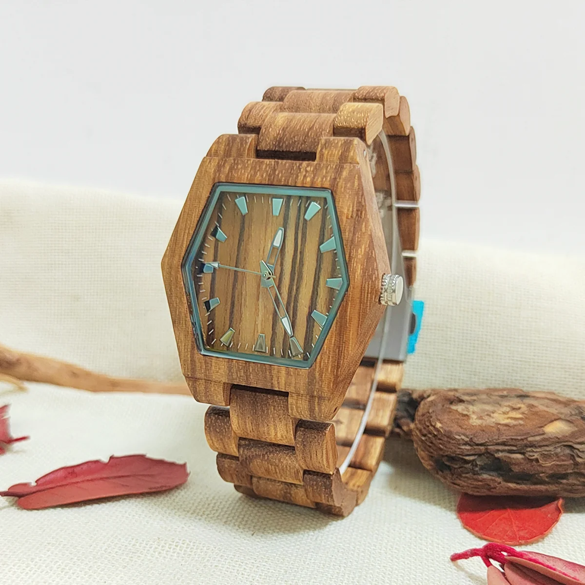 Wacthes Wooden Natural Wood Women\'s Quartz Wristwatch Creative Hexagon Shaped Watch Case Elegant Stylish Ladies Watches Gifts