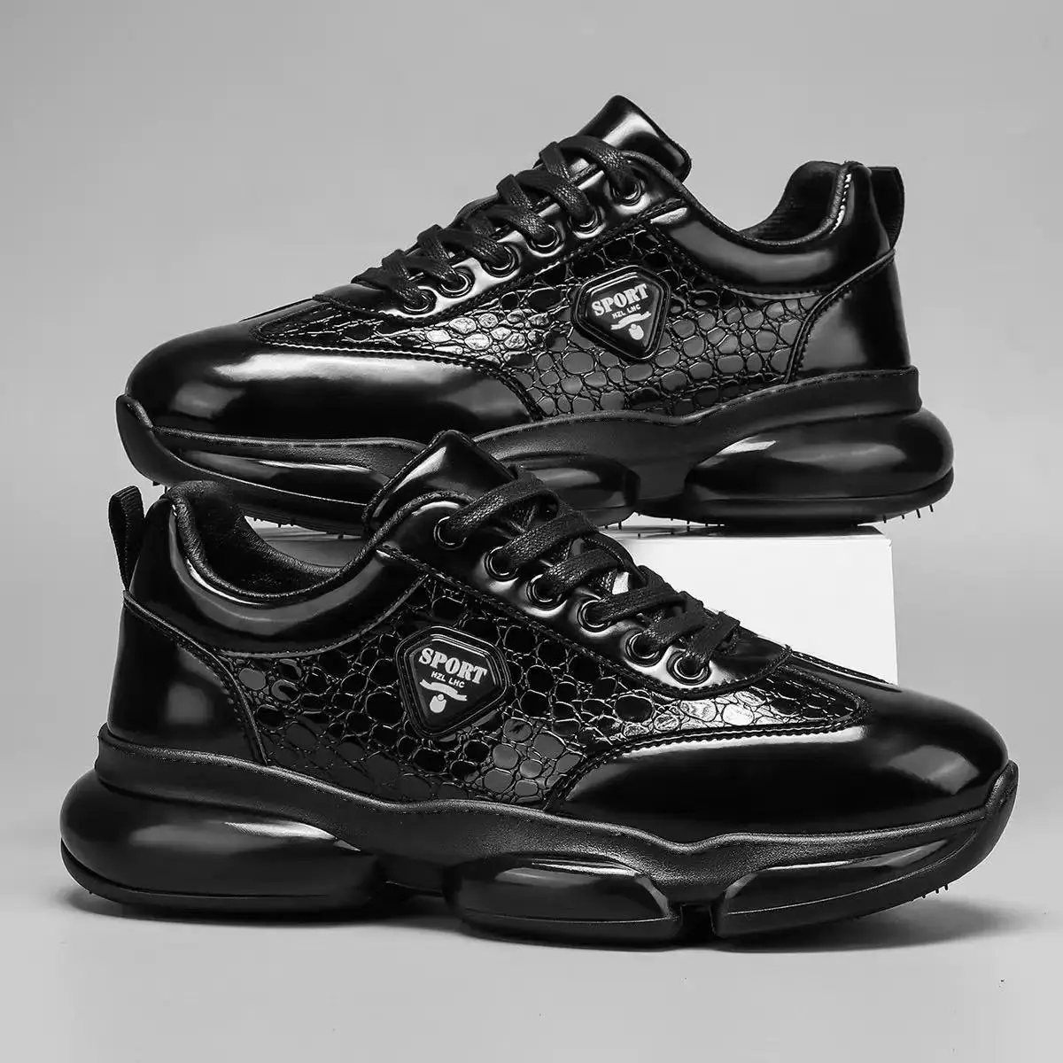 Men's trendy casual shoes, shiny thick soled fashionable leather shoes, wedding event dress shoes, versatile men's shoes