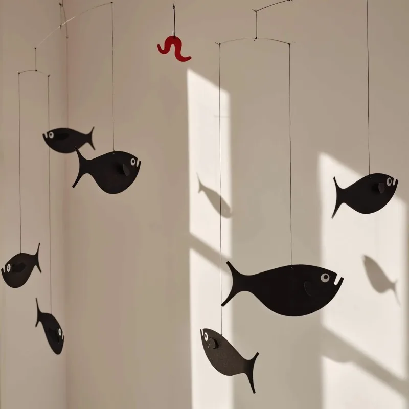 Nordic Origami Fish Eating Insects Dynamic Balance Air Hanging Decoration,Children's Room Decoration Visual Chasing Bed Bell