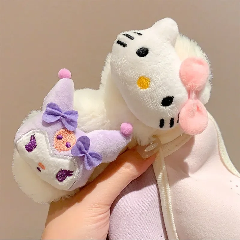 Sanrio Hello Kitty máscara orejeras lindo dibujo animado Kuromi Cinnamoroll niña y niño invierno prevención del frío máscaras de felpa regalos de vacaciones