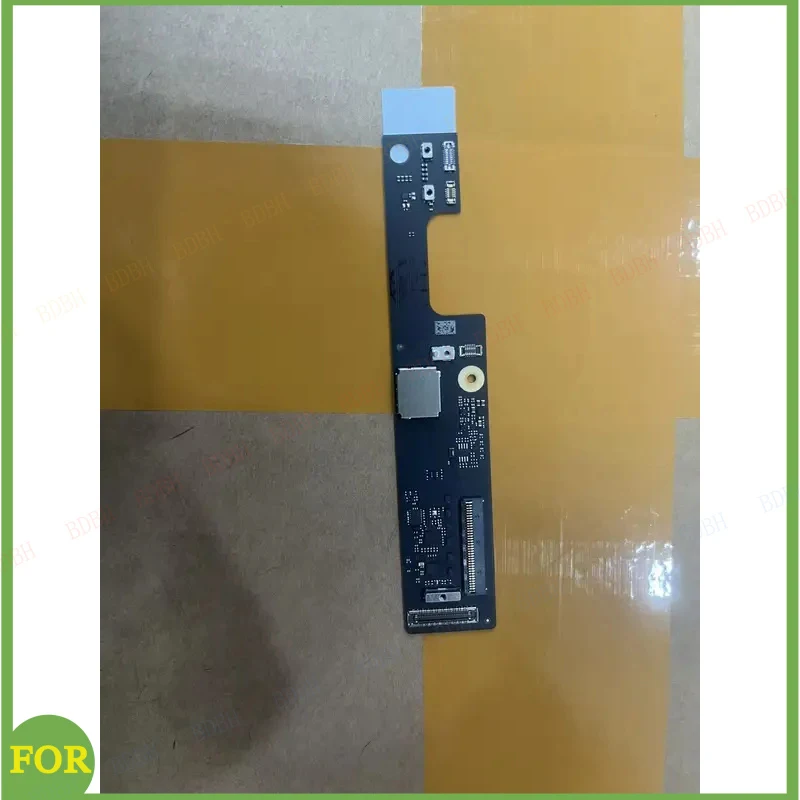 

Новая оригинальная плата подключения тачпада и клавиатуры для Macbook Air 13.6" M2 A3240, 820-03638-03, 2025 год