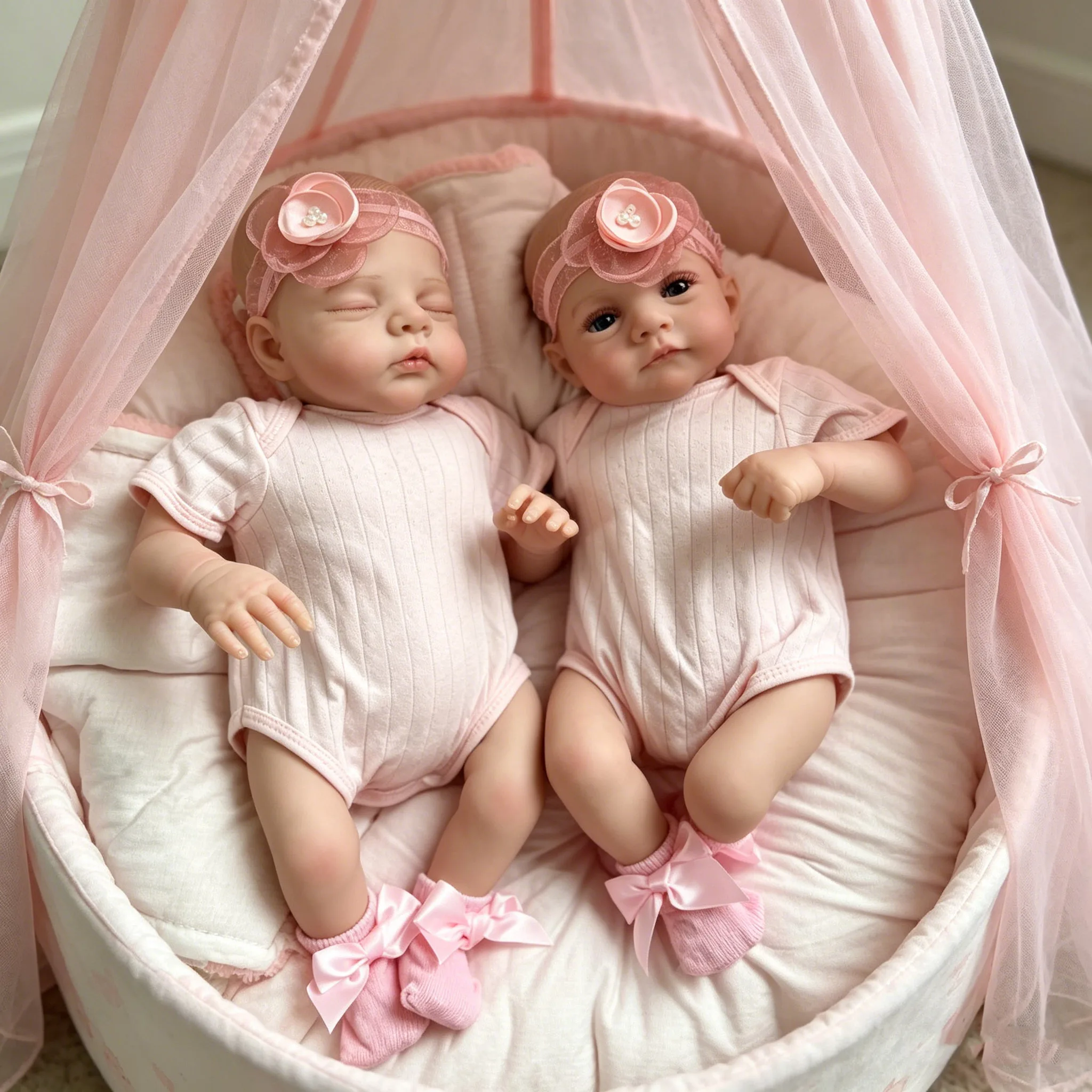 

18inch Soft Cotton Body Lifelike Irys and Lily Reborn Doll Multiple Layers Painting 3D Skin with Visible Veins Hand Painted Hair