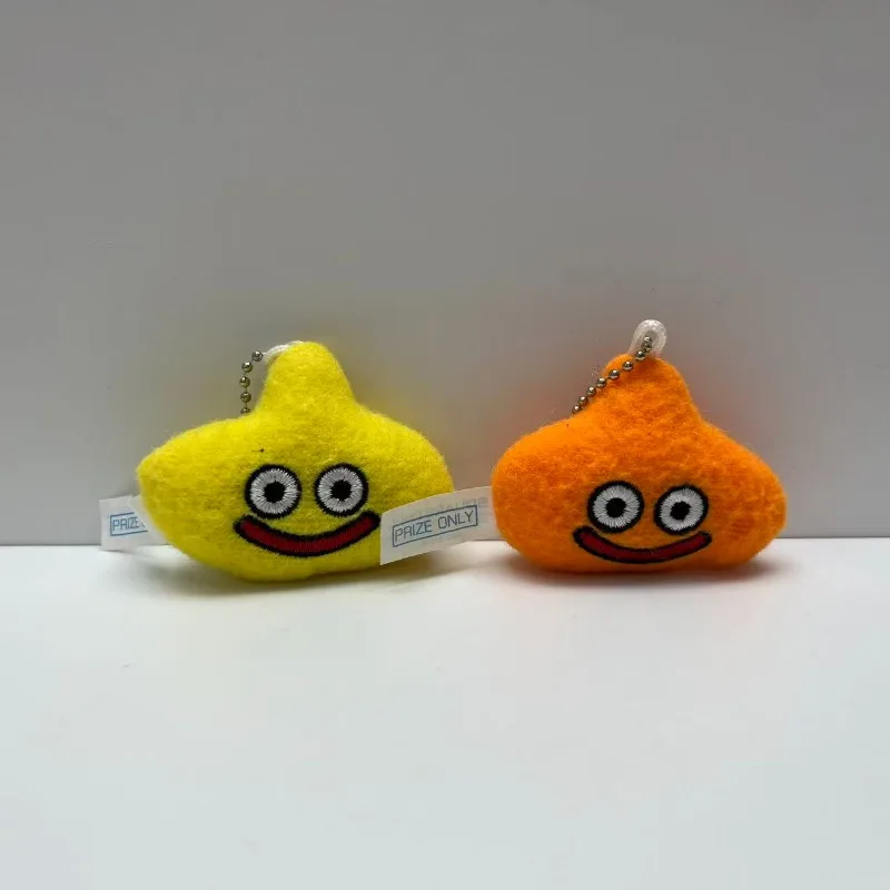 Cartoon Dragon Quest Plüsch-Anhänger Schlüsselanhänger Weicher Mini-Plüsch-Spielzeug Rucksack-Ornament Auto-Schlüsselanhänger Bestes Feiertagsgeschenk für Freunde