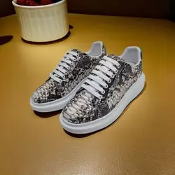 2026 new arrival Fashion Snake Skin causal shoes men,male Genuine leather Sneaker  pdd129