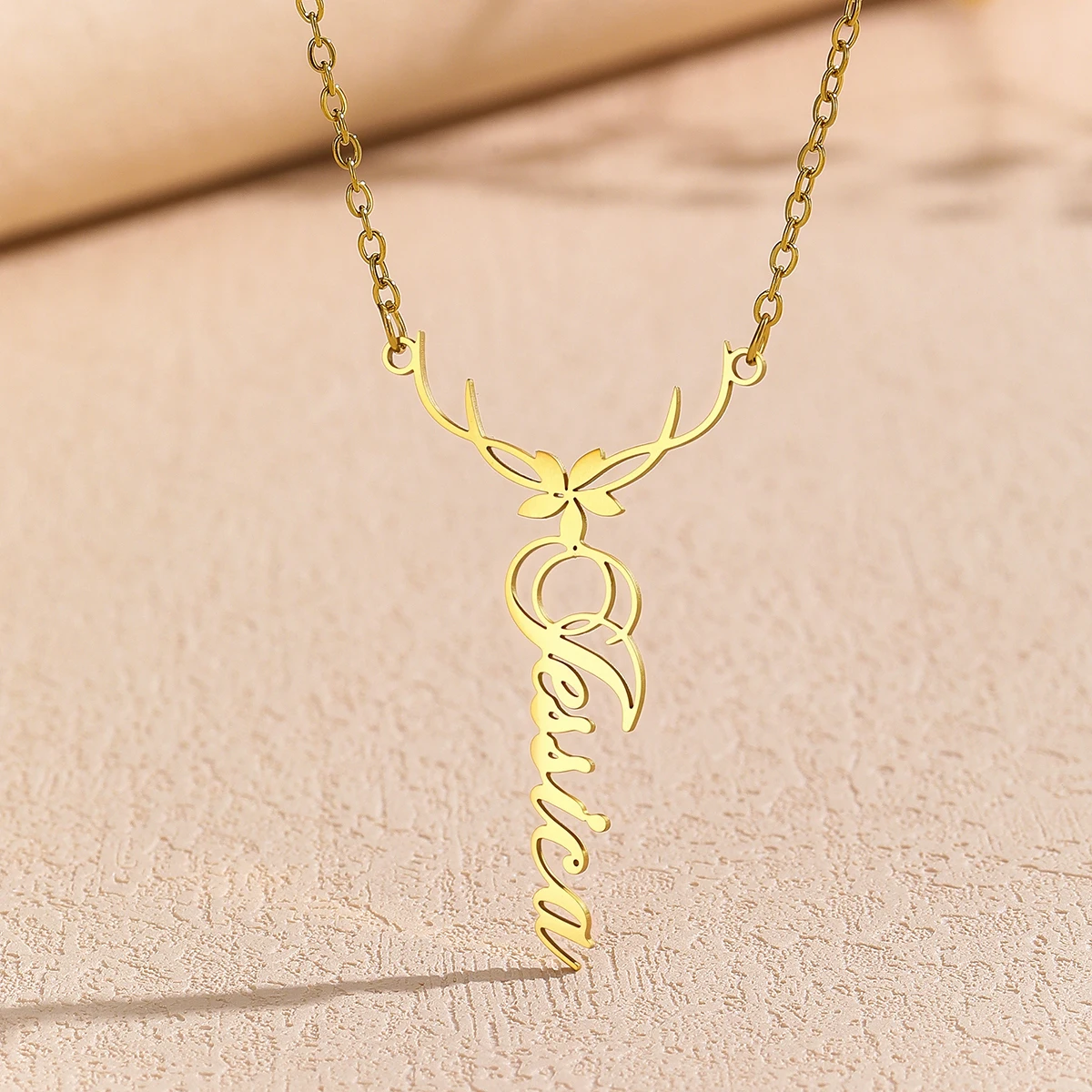 

Customized Personalized Flower Name Necklace For Women Men Stainless Steel Hollow out Flower Pattern Pendant Jewelry Gift