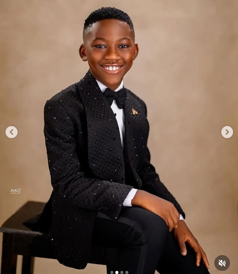 

Black Jacquard Boys Suit 2 Piece Set Beaded Wedding Tuxedo for Kids Party Jacket Pants 2-16 Years Old Formal Suit Customization