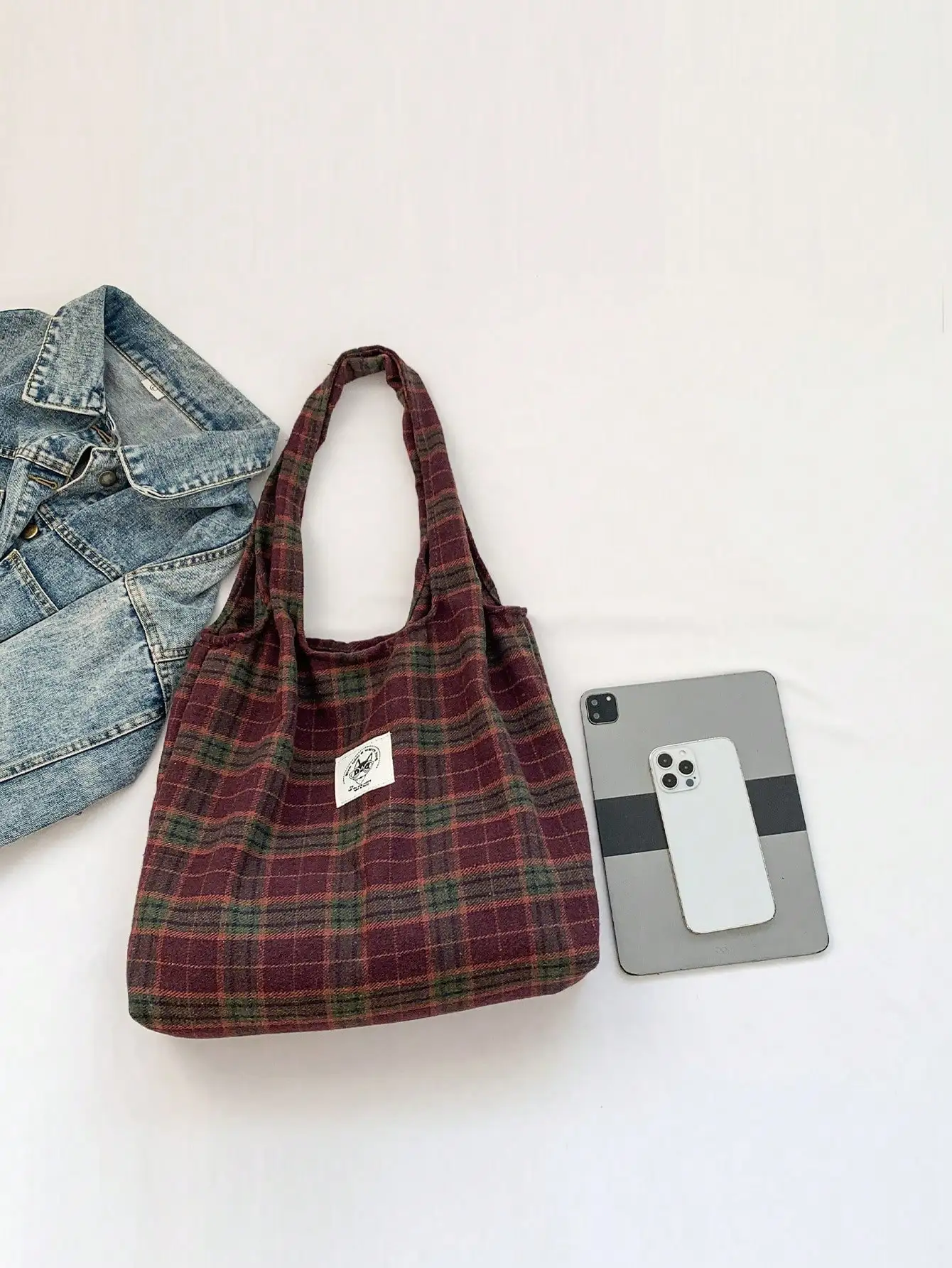 Lässige Retro-Karierte Tragetasche Große Kapazität Tragbare Tasche Weiche und Langlebige Canvas-Schultertasche Geeignet für Tägliches Pendeln – Detail 4