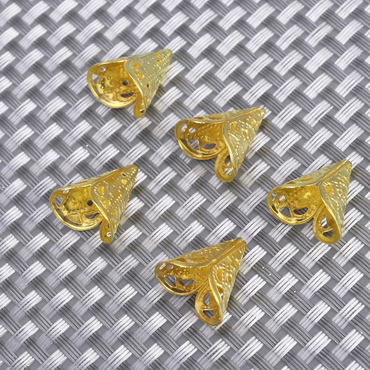 

50 pcs Flower Hat Metal Flower Cap Bead Caps Metal Filigree Jewelry Making DIY Cone Beads Accessories Elegant Gifts